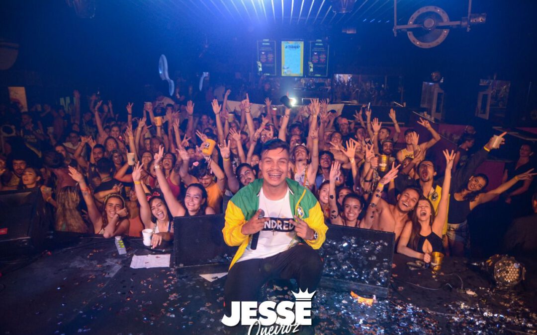 +QD+ AGITA FESTA DA ATLÉTICA DA UNESP NA LABIRINTHUS EM BAURU